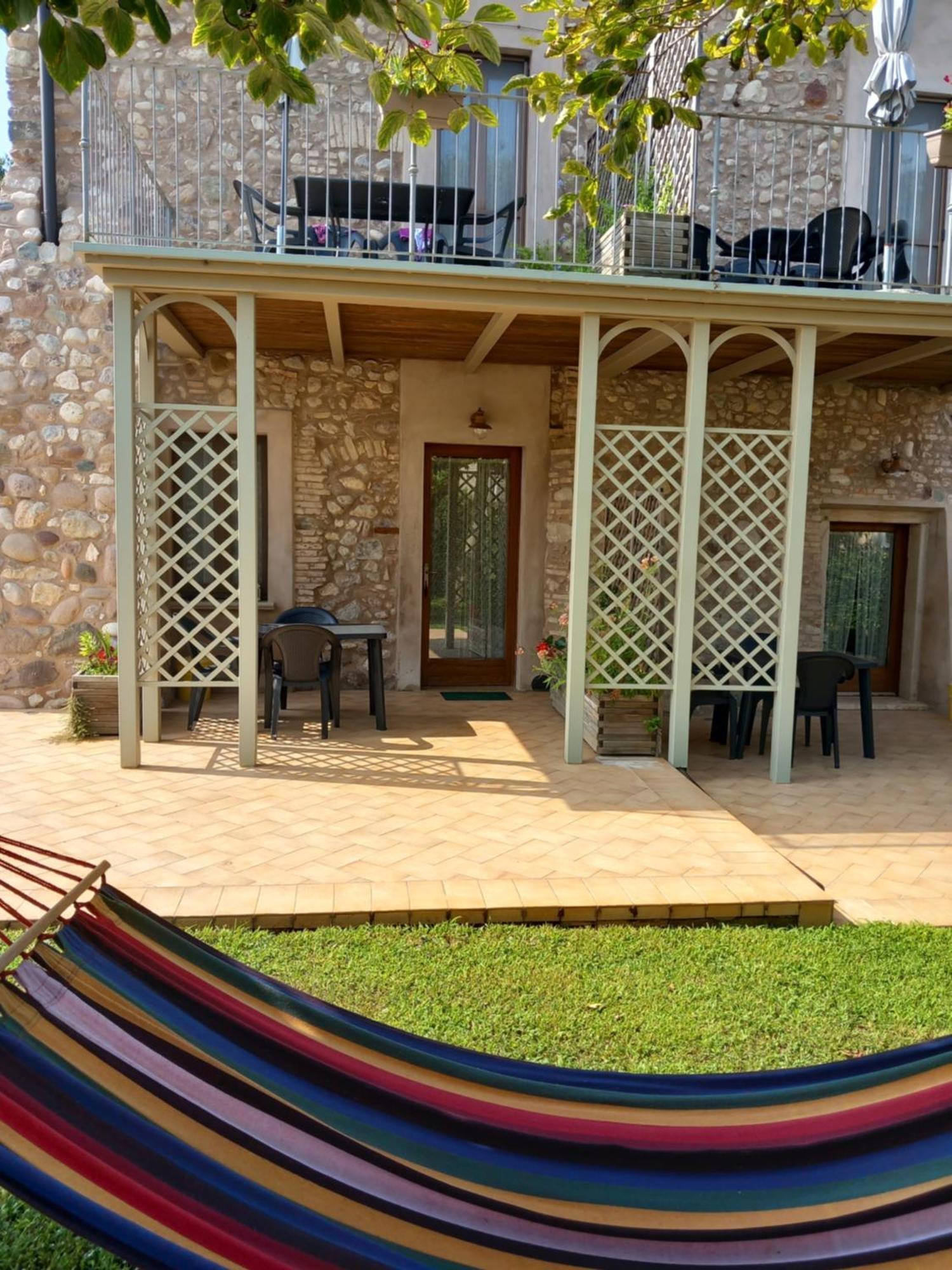 Corte Davini Agriturismo Monzambano Bagian luar foto