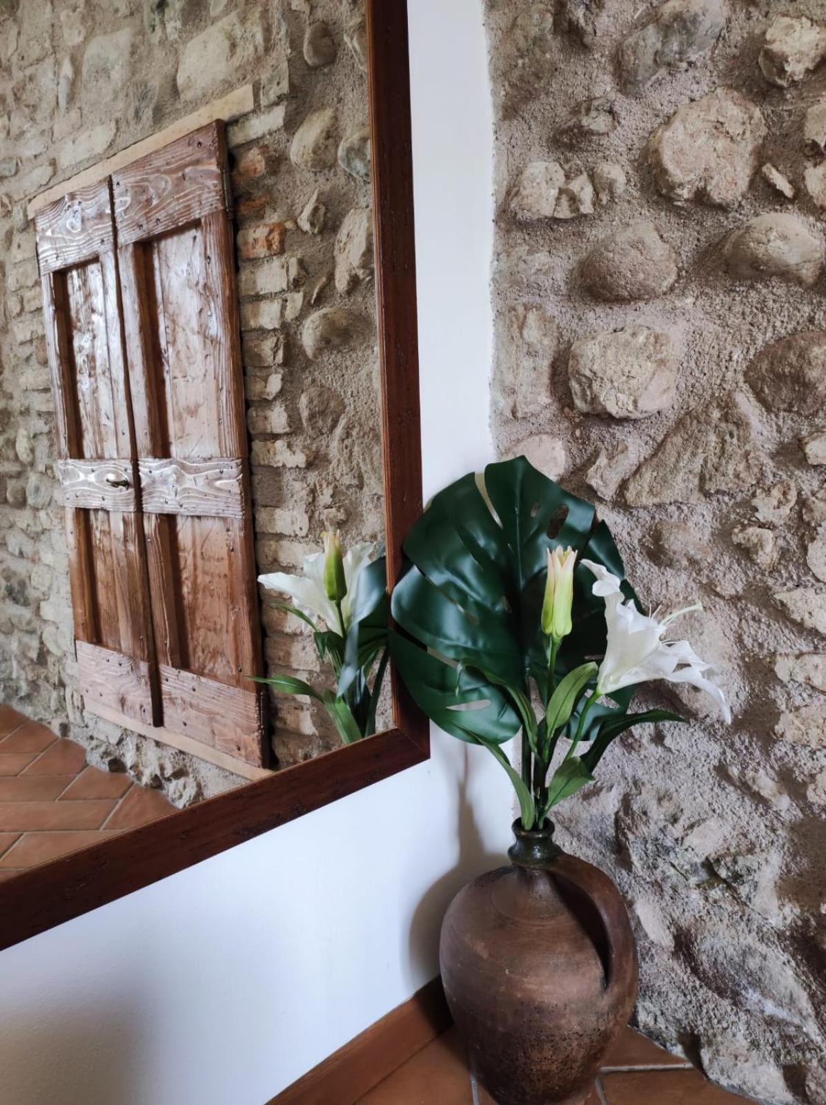 Corte Davini Agriturismo Monzambano Bagian luar foto
