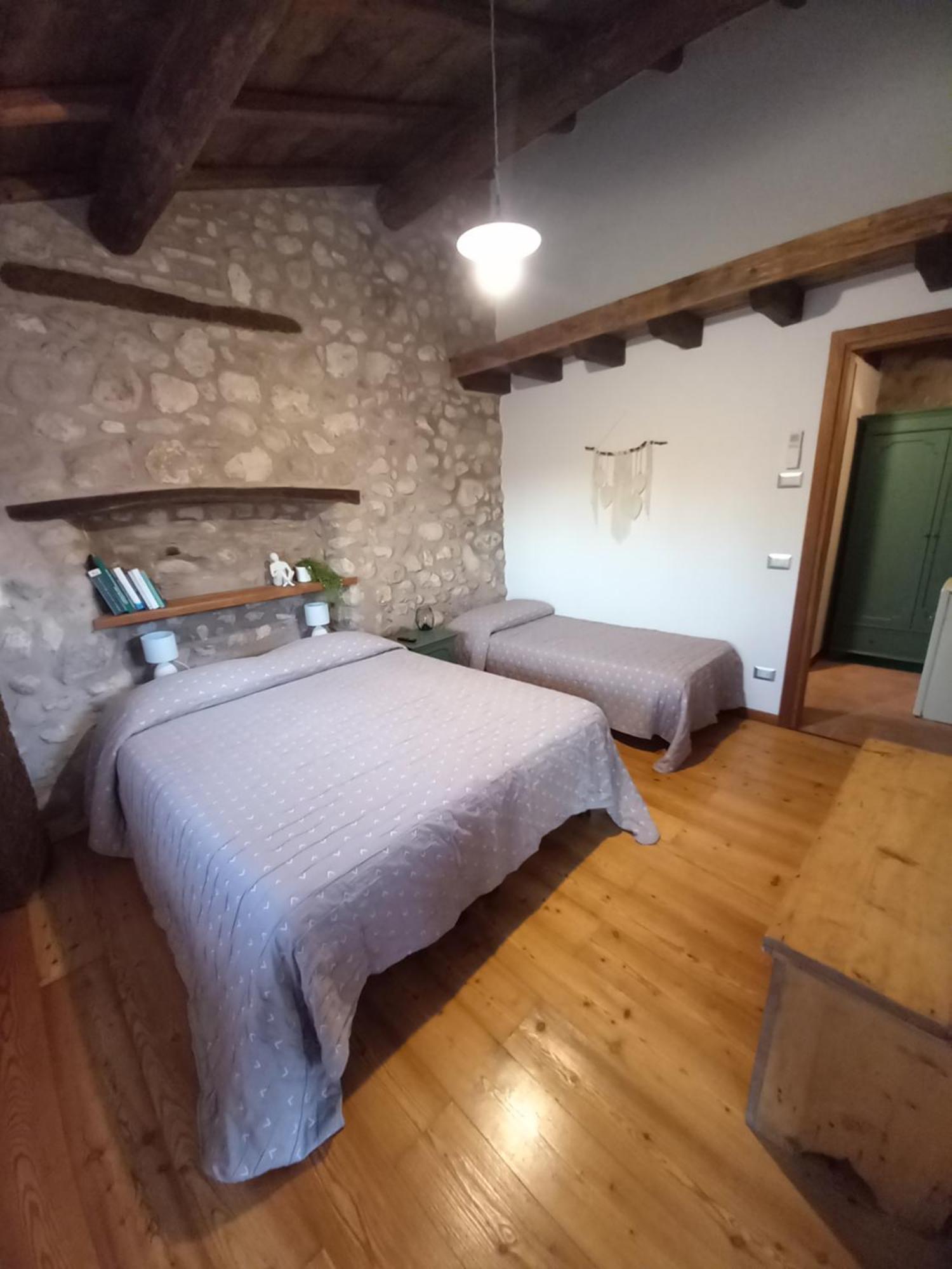 Corte Davini Agriturismo Monzambano Bagian luar foto
